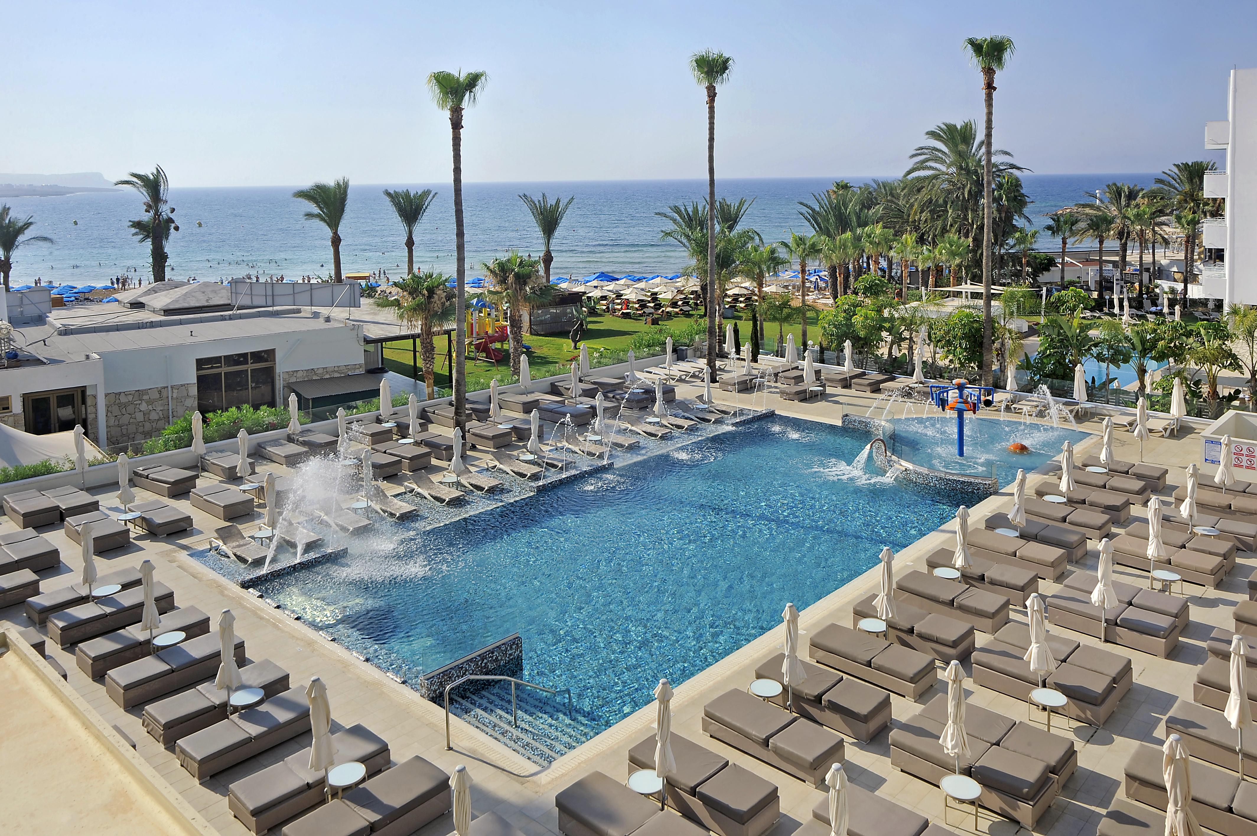 Nelia Hotel&spa Hotel