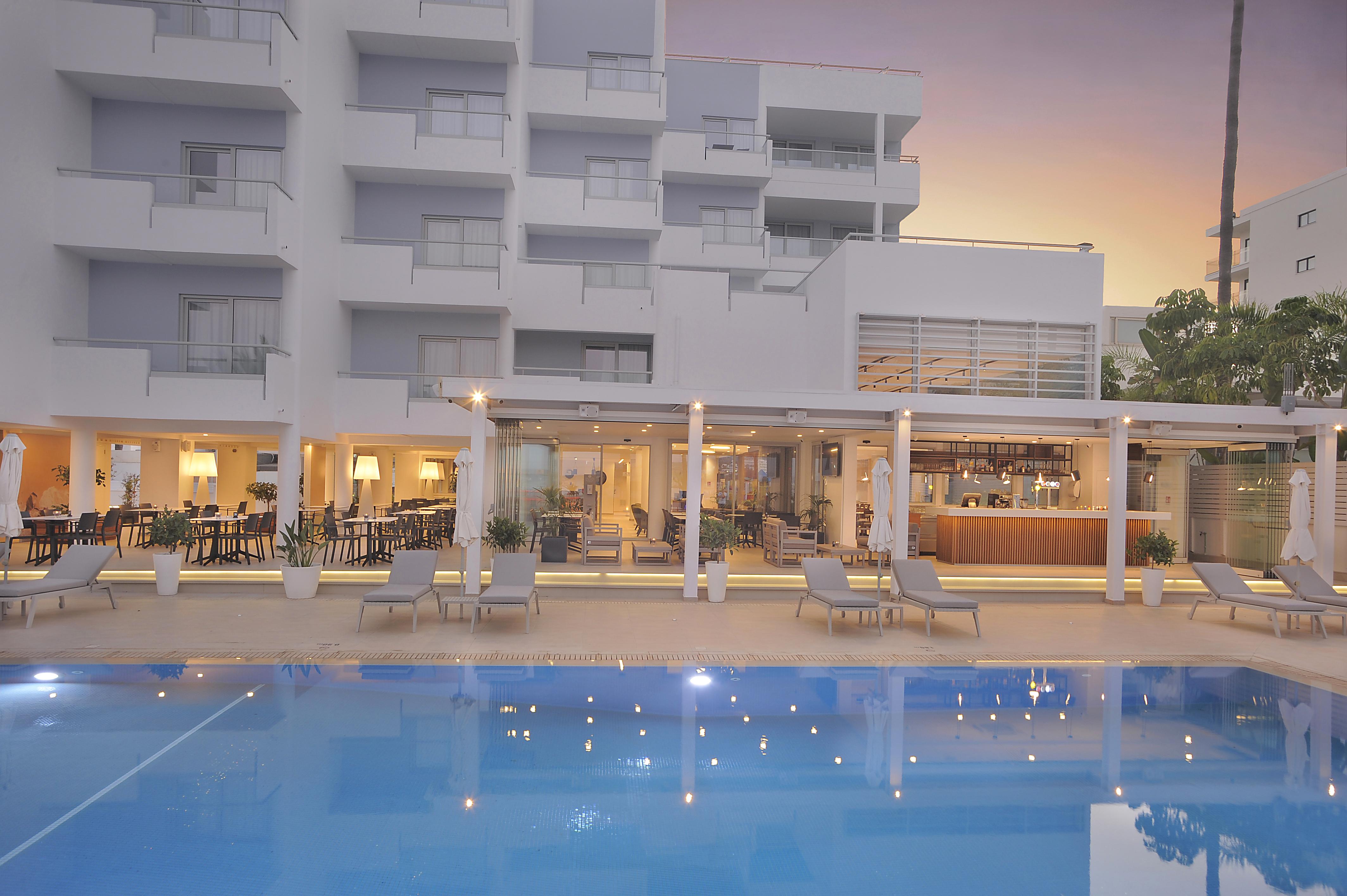 Okeanos Boutique Agia Napa