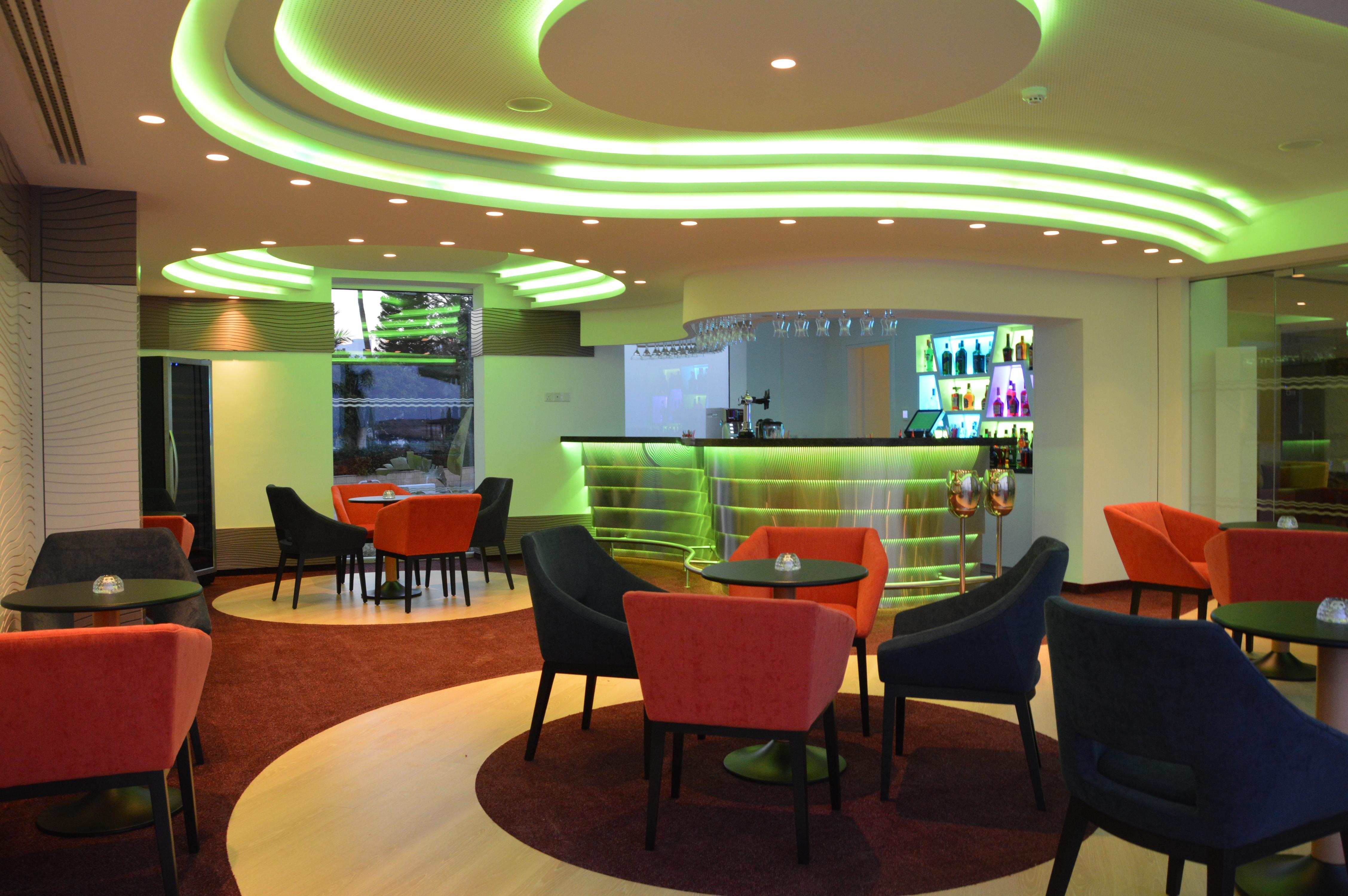 Vassos Nissi & Hotel