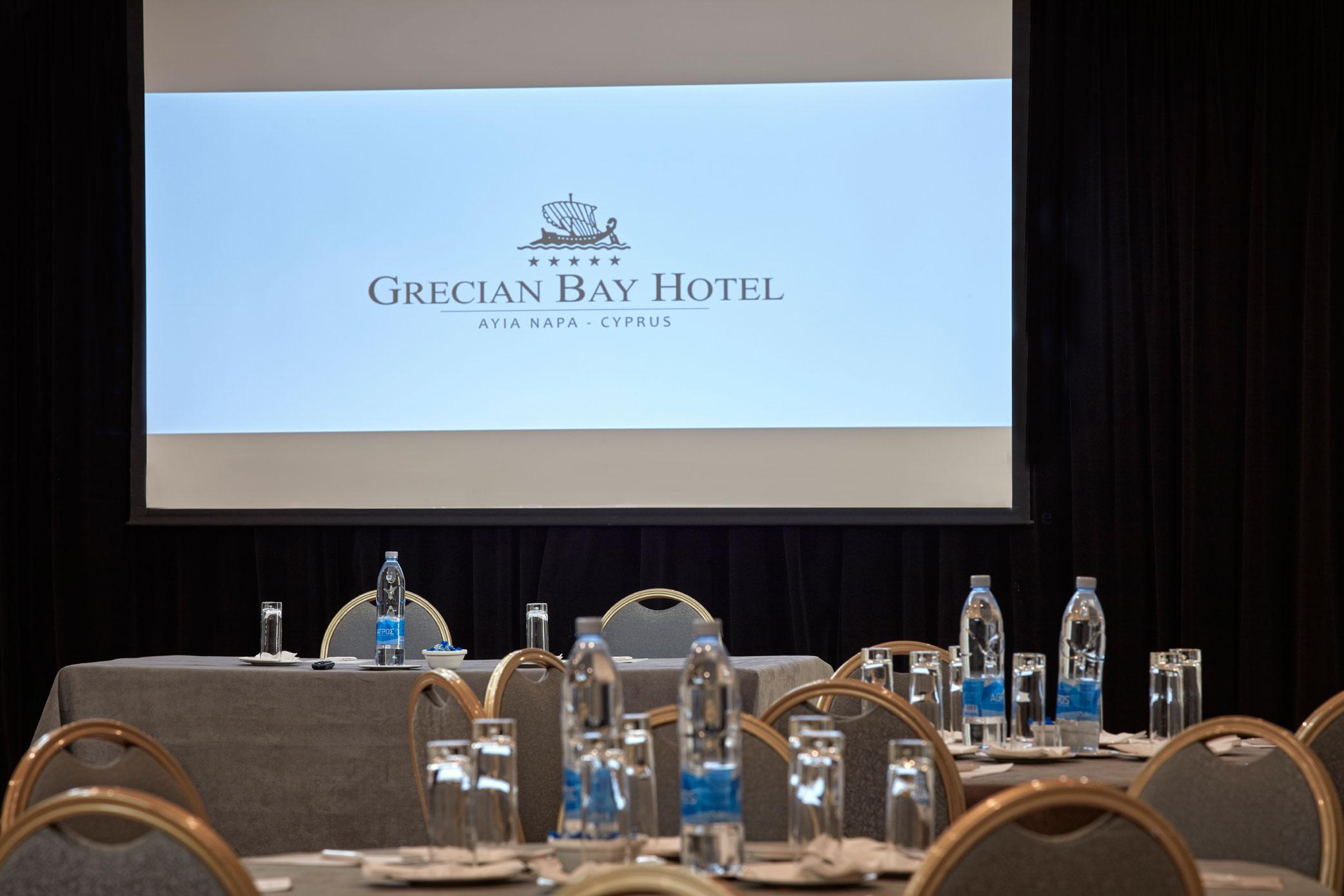 Resort Grecian Bay