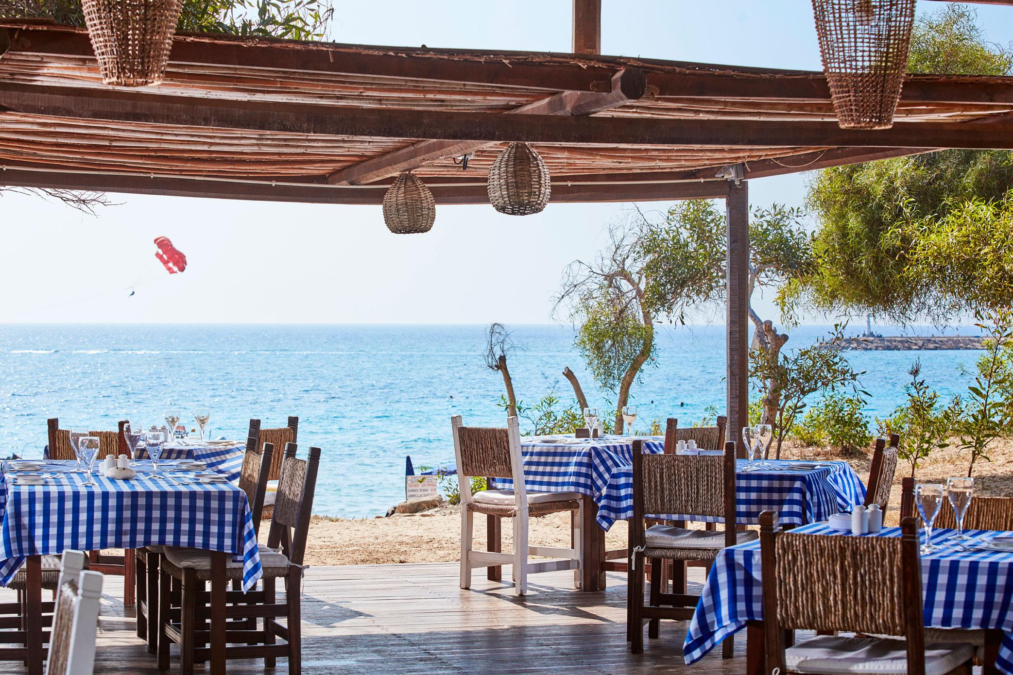 Resort Grecian Bay