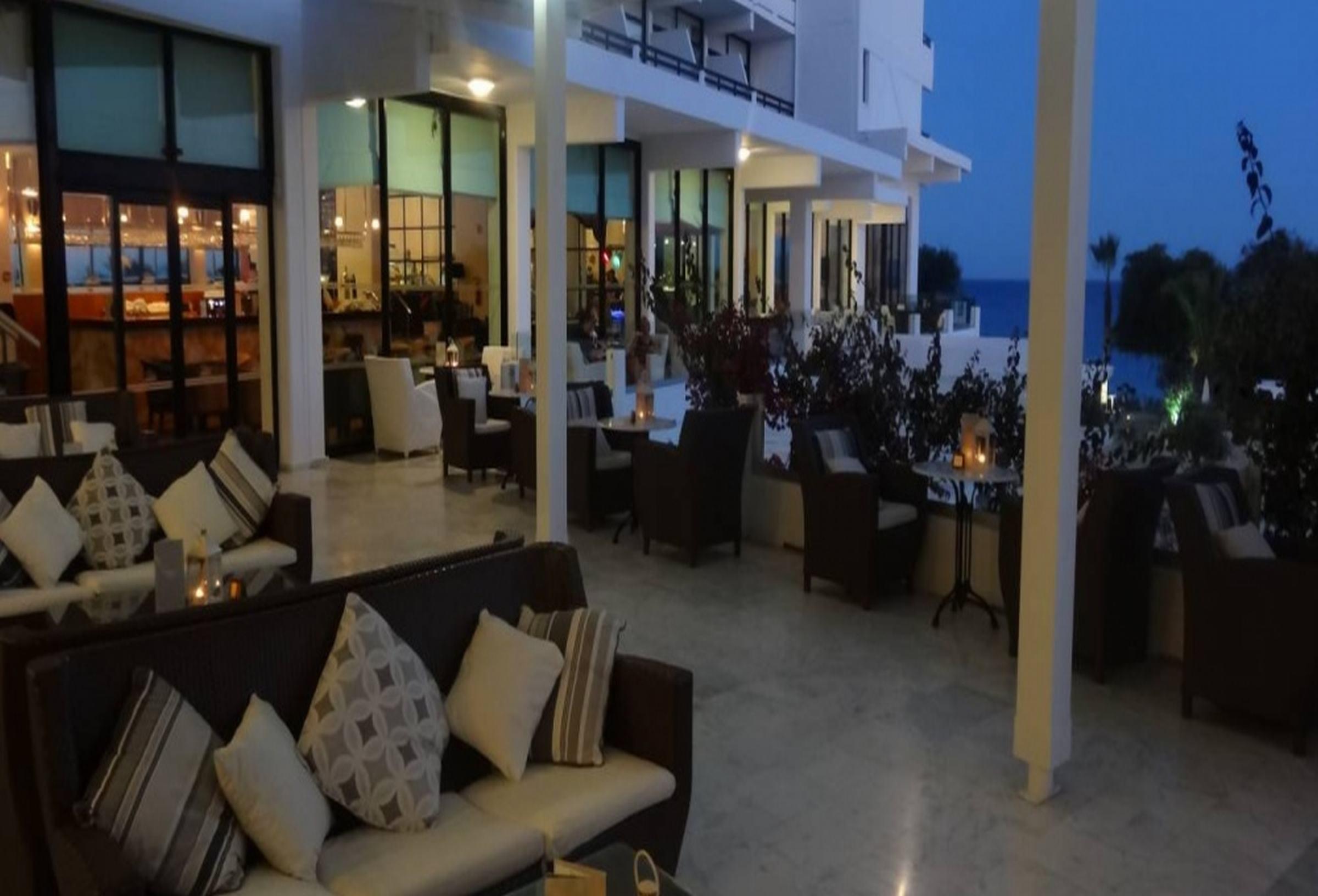 Resort Grecian Bay