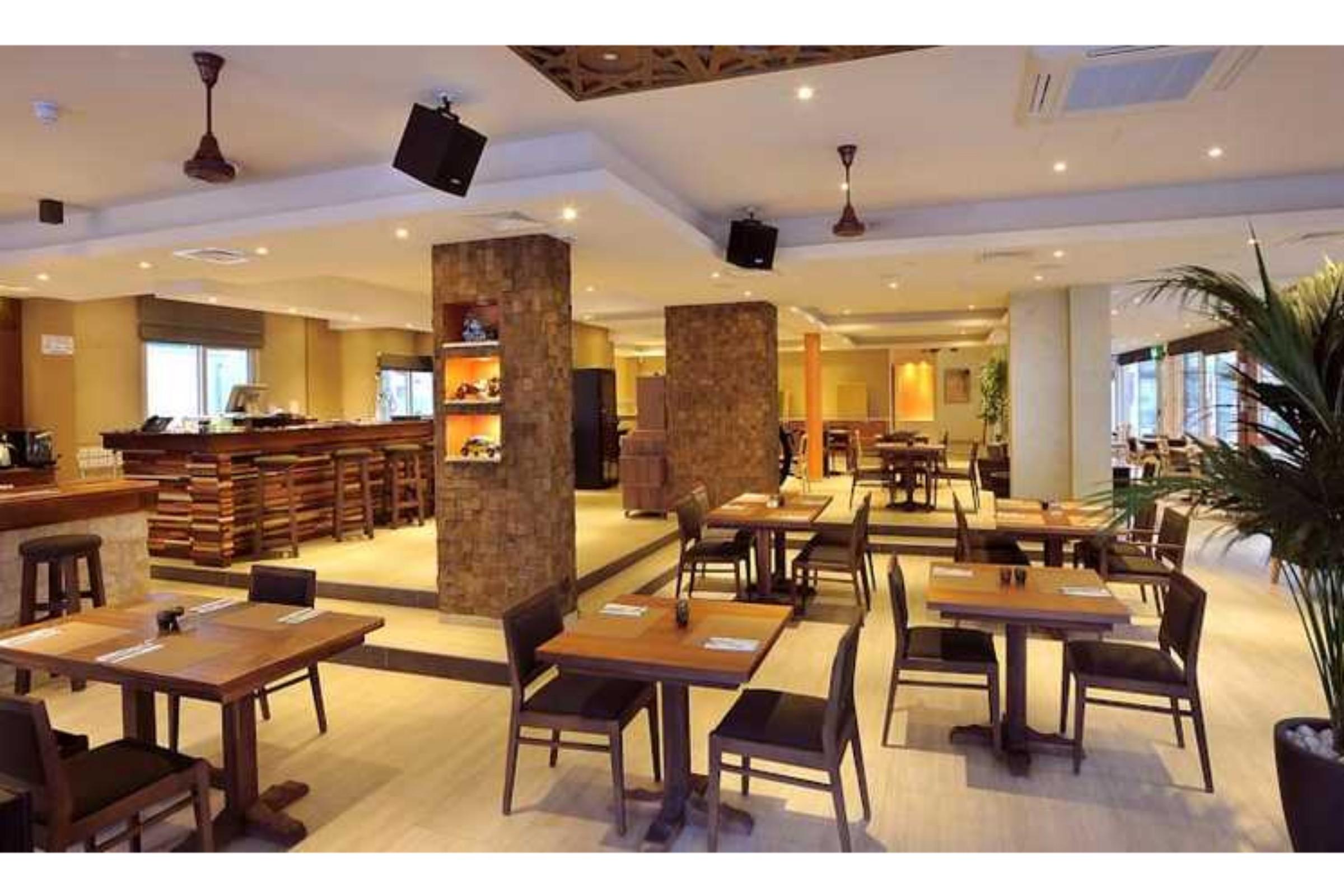 Nelia Gardens Hotel 4*