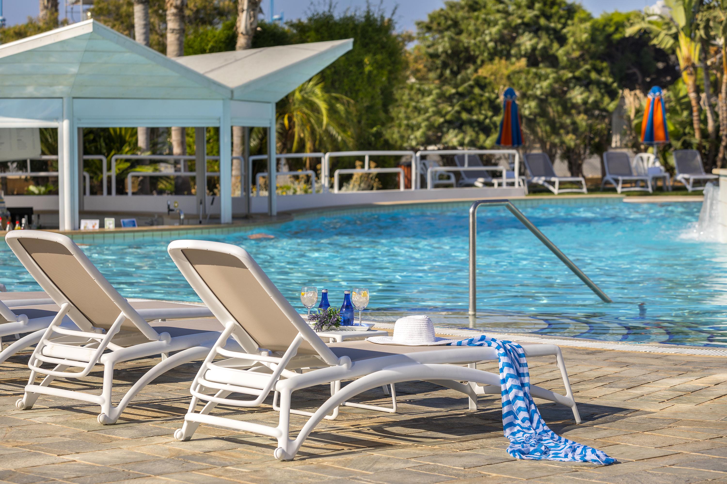 Hotel Faros 4*