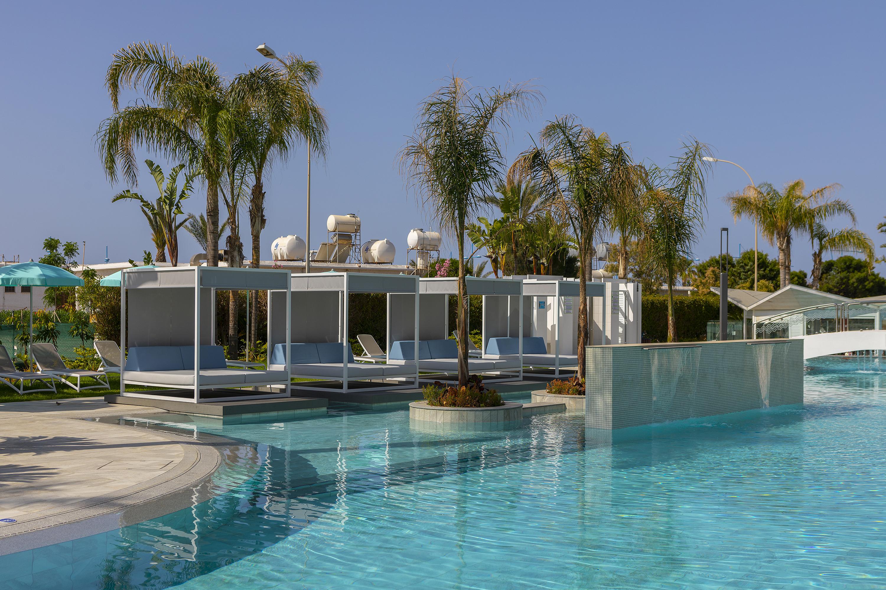 Hotel Faros