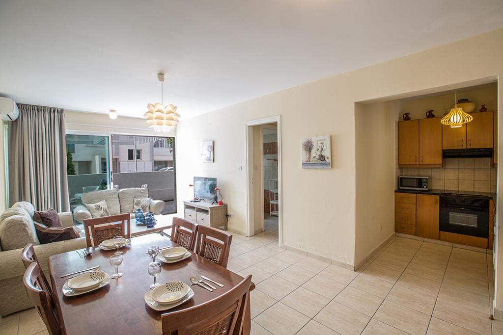 Merab Holidays Castalia 62