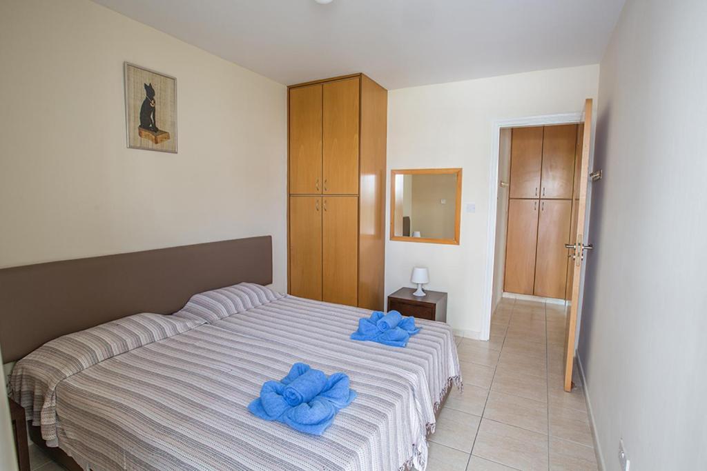 Merab Holidays Castalia 62 *
