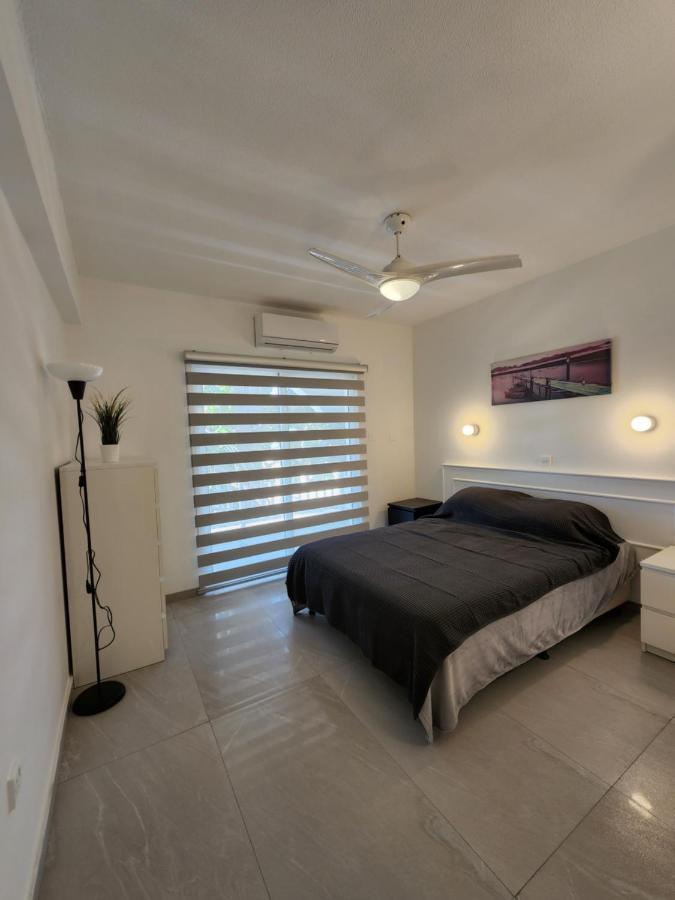 Apartment Merab Holidays Annita Court B14 *