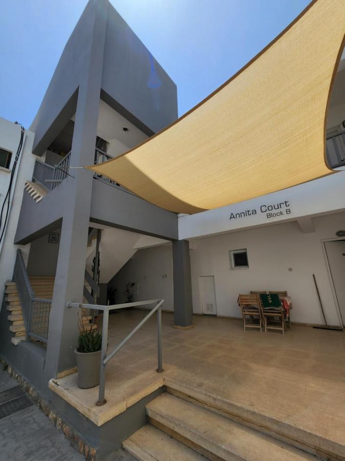 Merab Holidays Annita Court B14 *