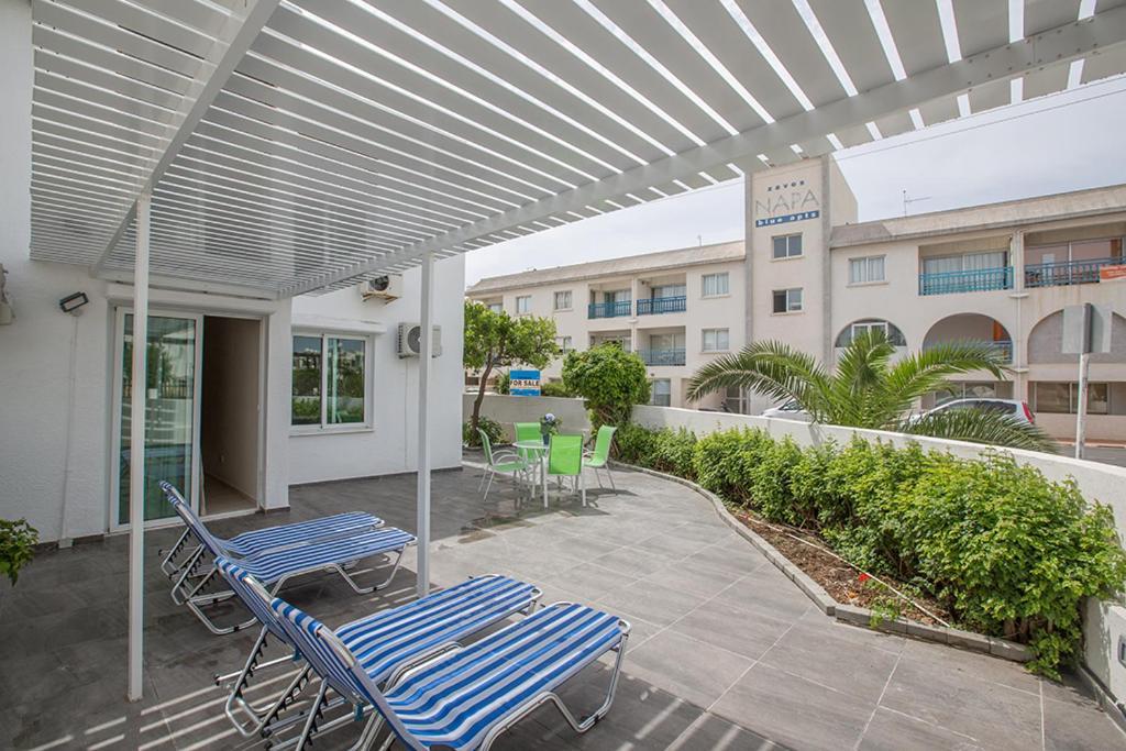 Merab Holidays Castalia 62 Apartment *