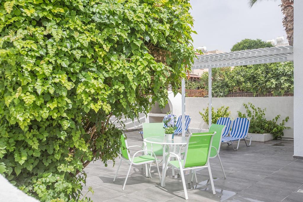 Merab Holidays Castalia 62 Apartment *