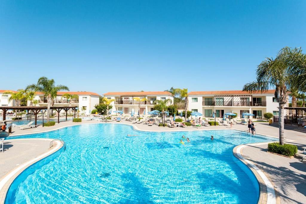 Tsokkos Paradise Village Resort