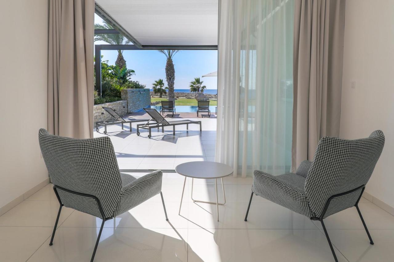 Beachfront Luxury Glory