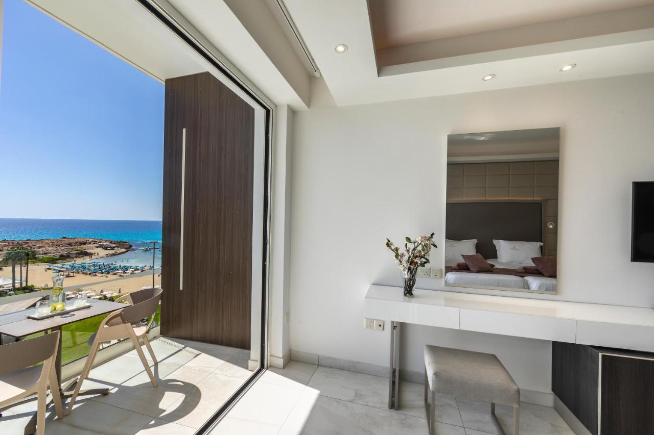 Chrysomare & Hotel 5*