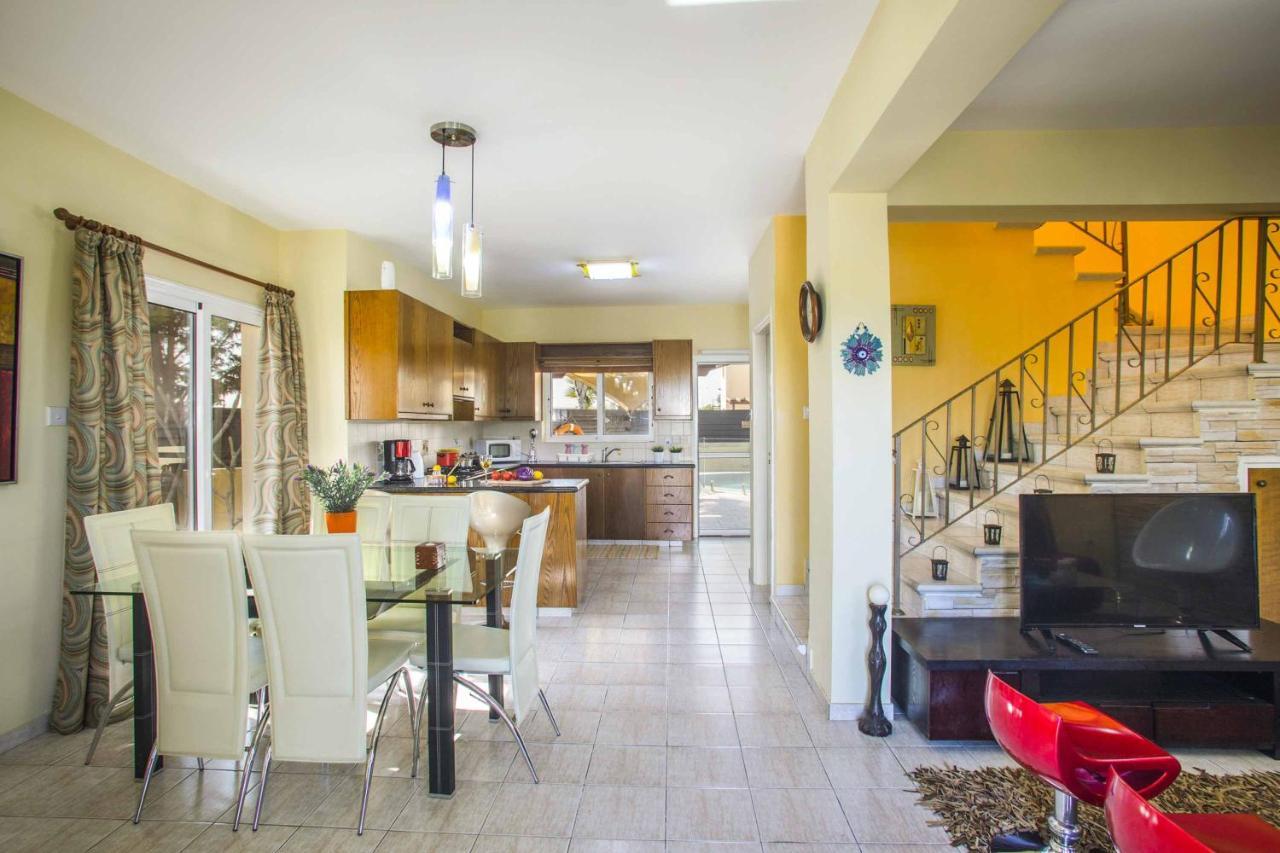 Villa Tropical Ayia Napa