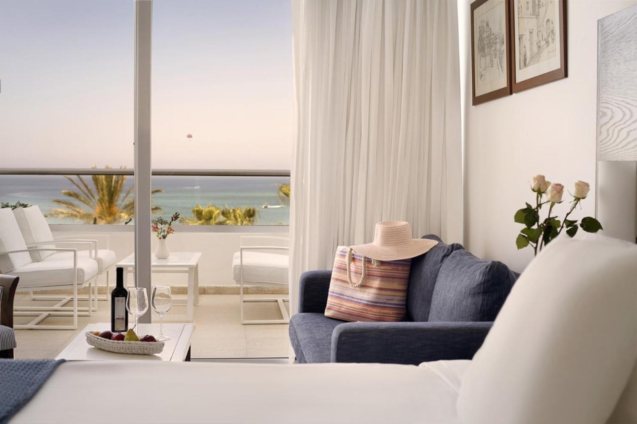 Grecian Sands