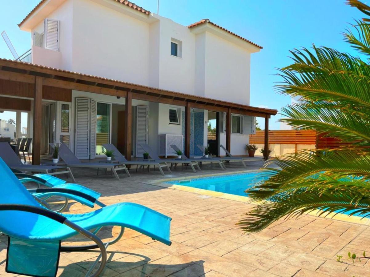 Villa Tarracotta 4 Bedroom, Near Agia Napa