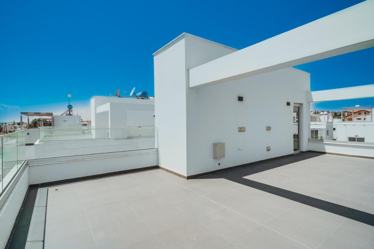 In Style In Modern 3 Bedroom Near Nissi & Square Villa
