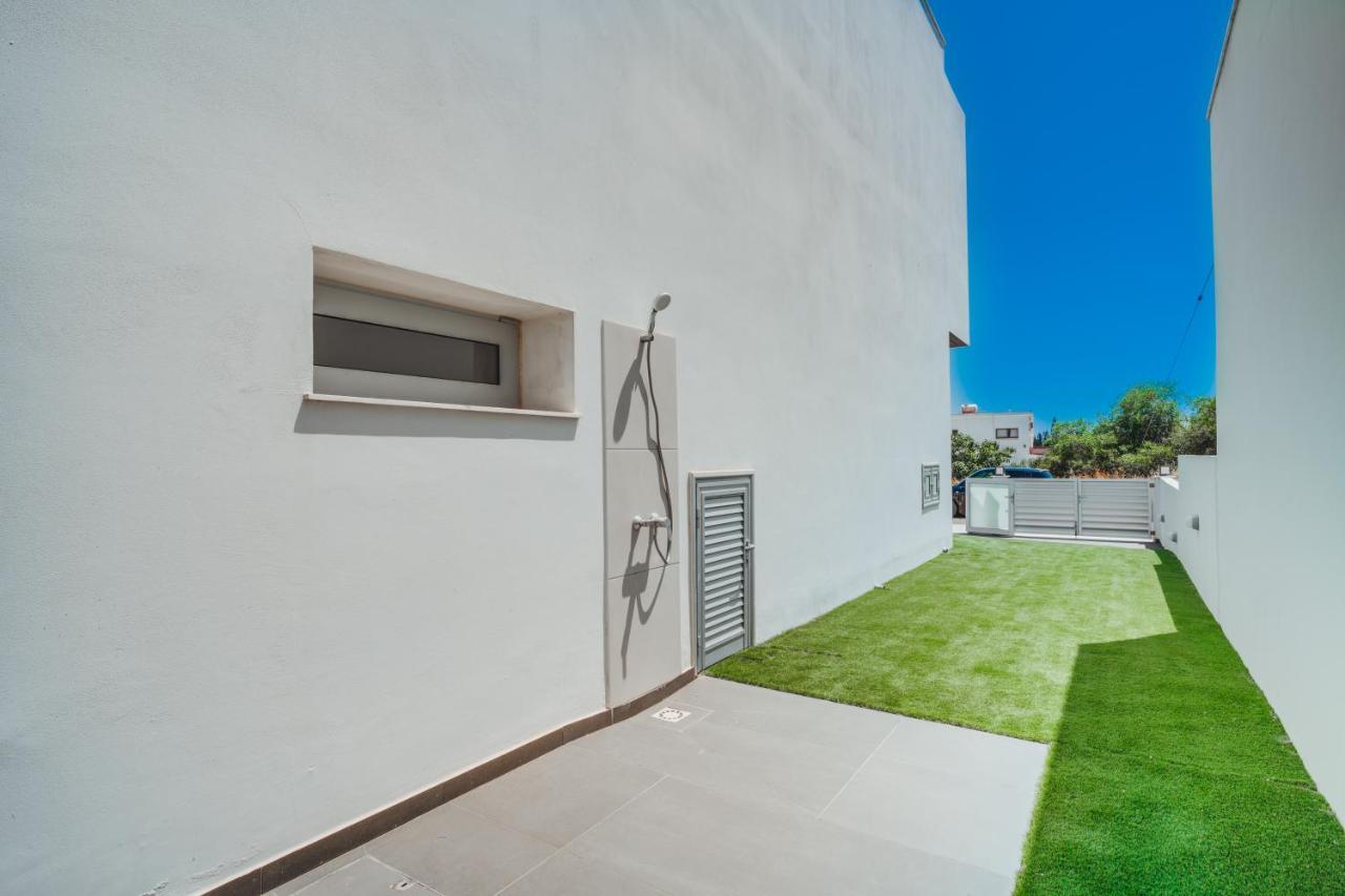 In Style In Modern 3 Bedroom Near Nissi & Square Ayia Napa