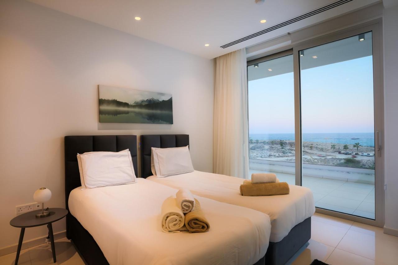 Sea Pearl Beachfront - Breeze Villa