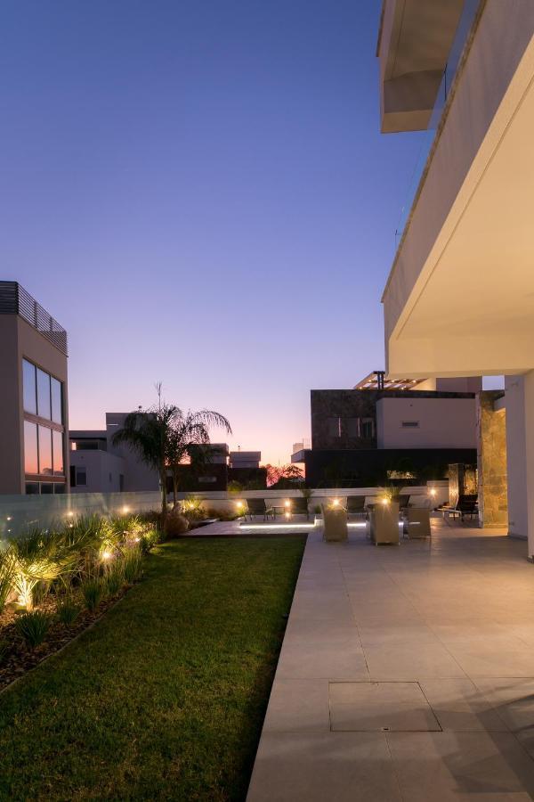 Villa Sea Pearl Beachfront - Breeze *