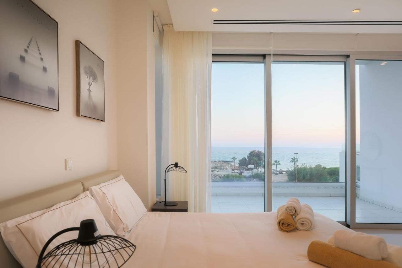 Sea Pearl Beachfront - Breeze Villa