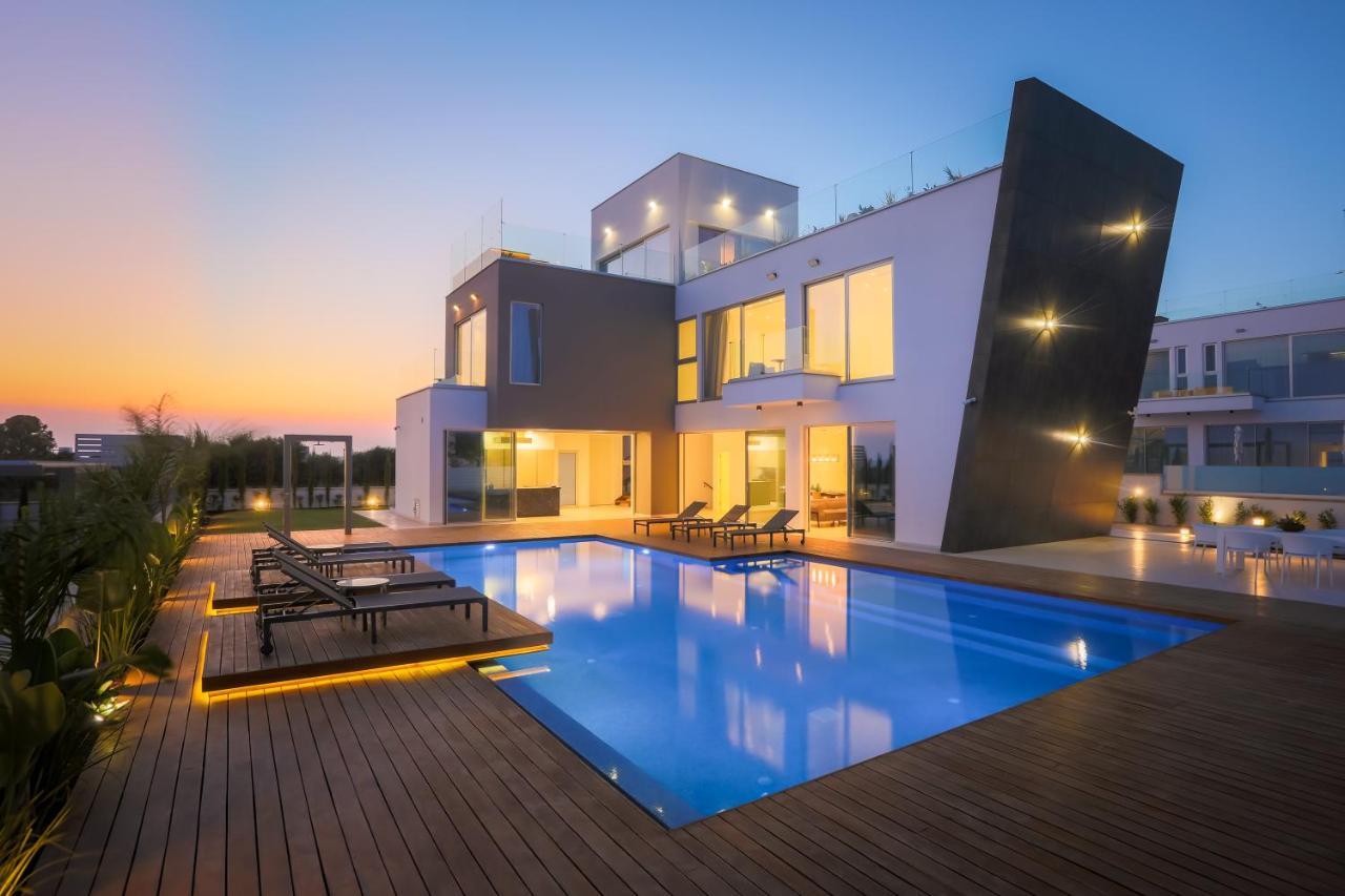 Cove Seaview - Neptune Ayia Napa