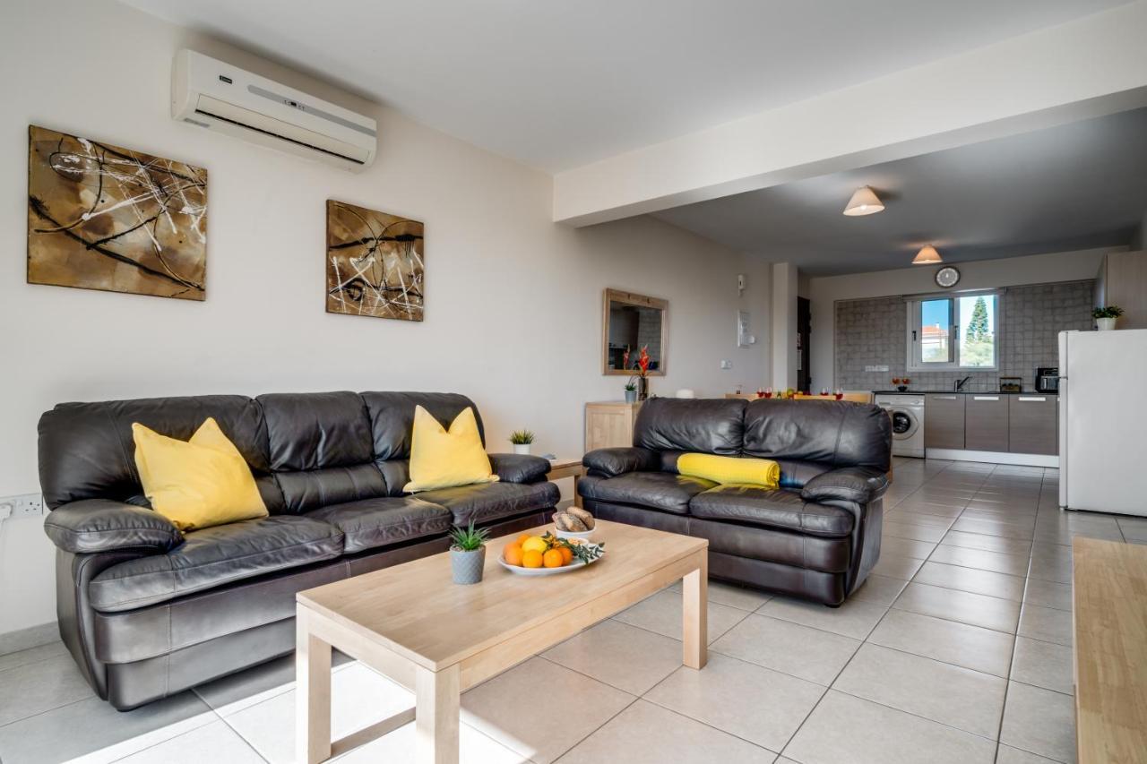 Millie Apartment *