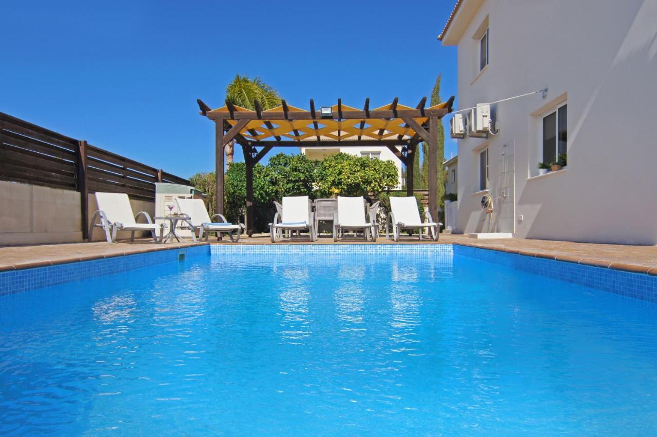 Holiday home Nissi Dreams