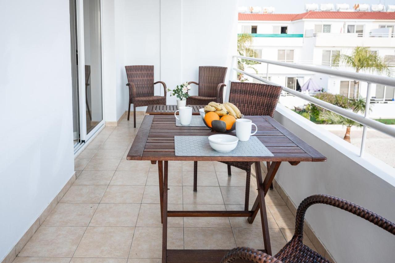 Narcissos Nissi D9 Apartment