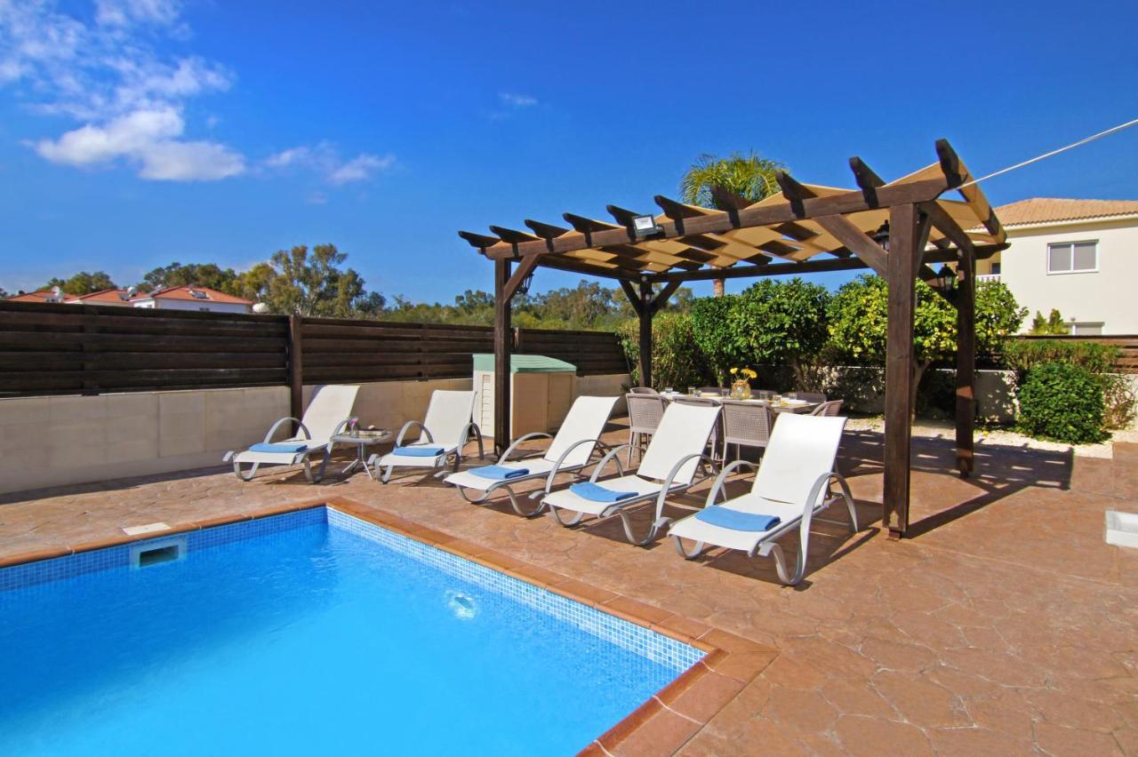 Holiday home Nissi Dreams *