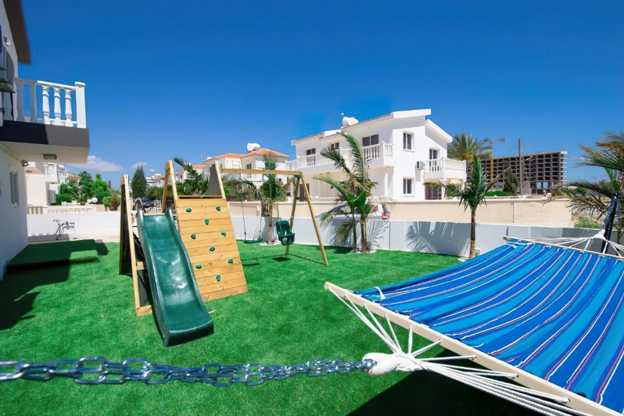 Suncity Boutique Beachfront