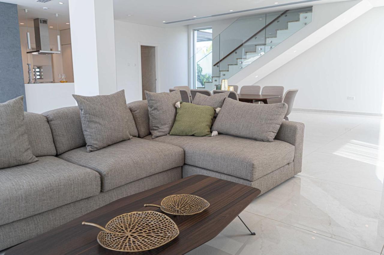Vivo Mare Beachfront - Vista Villa