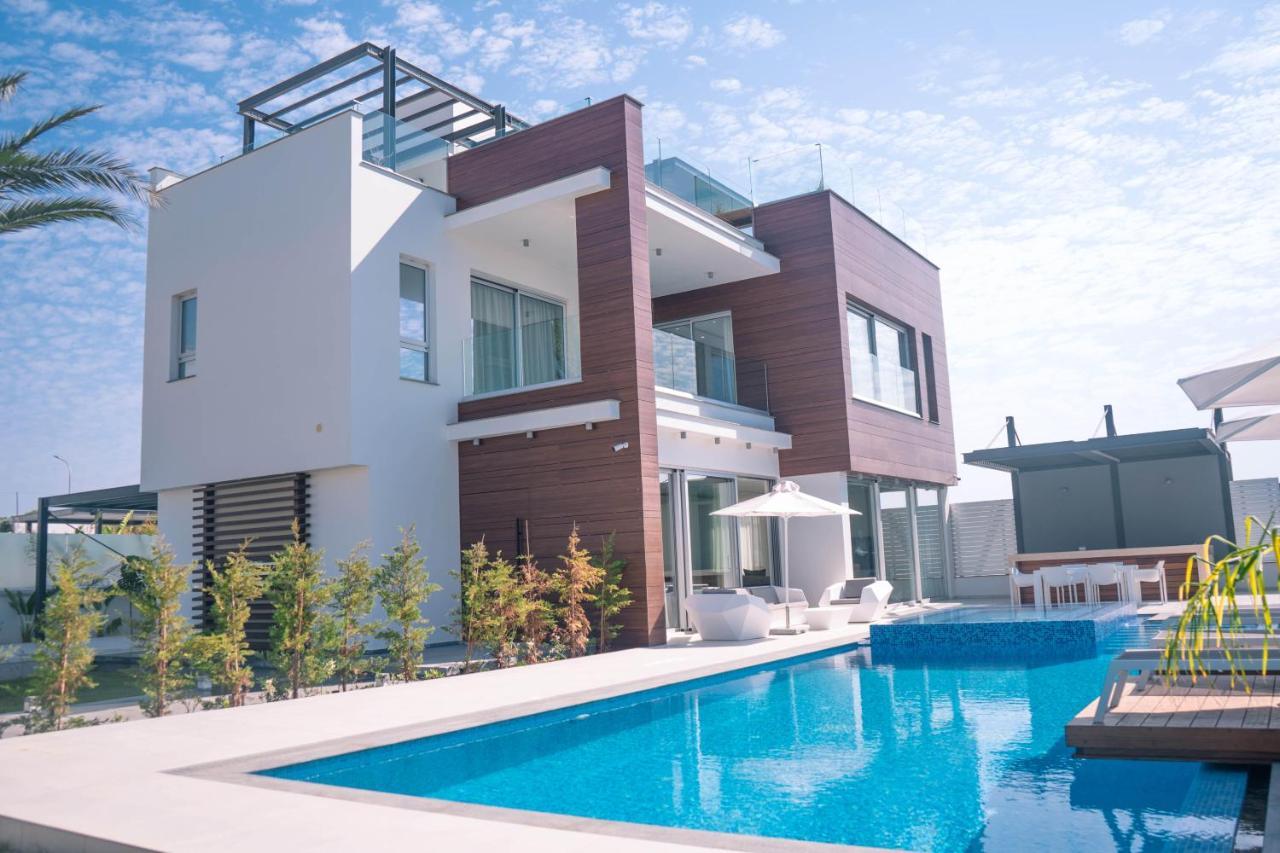 Vivo Mare Beachfront - Vista Villa *