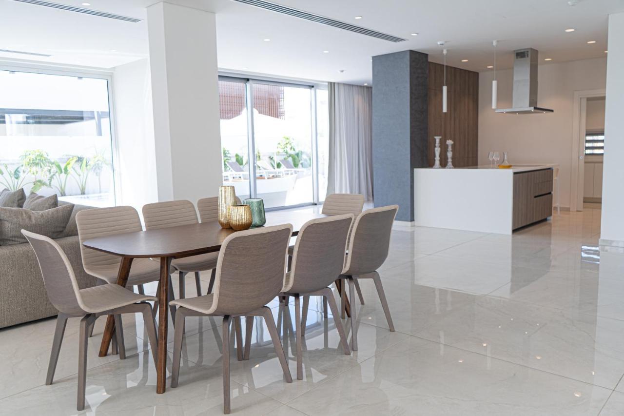 Vivo Mare Beachfront - Vista Villa Ayia Napa