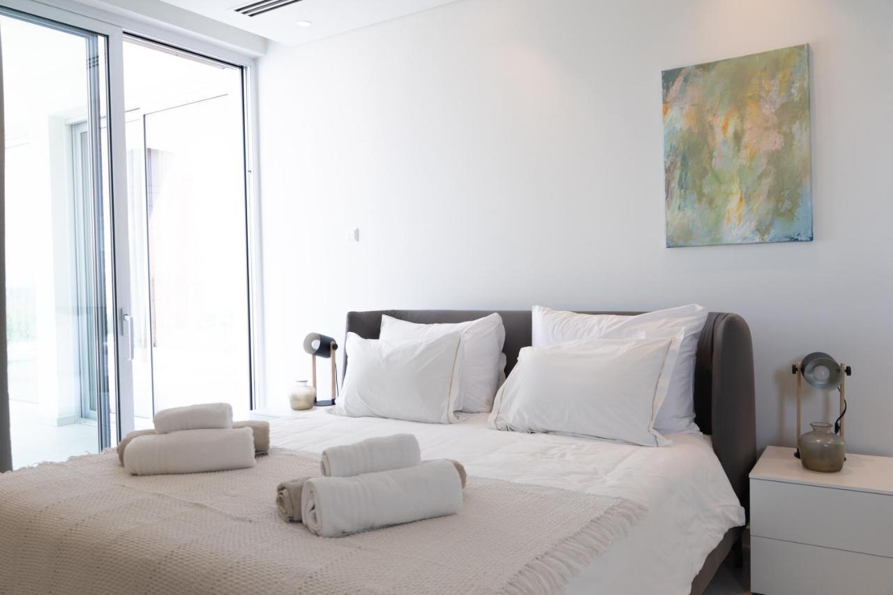 Vivo Mare Beachfront - Vista Villa