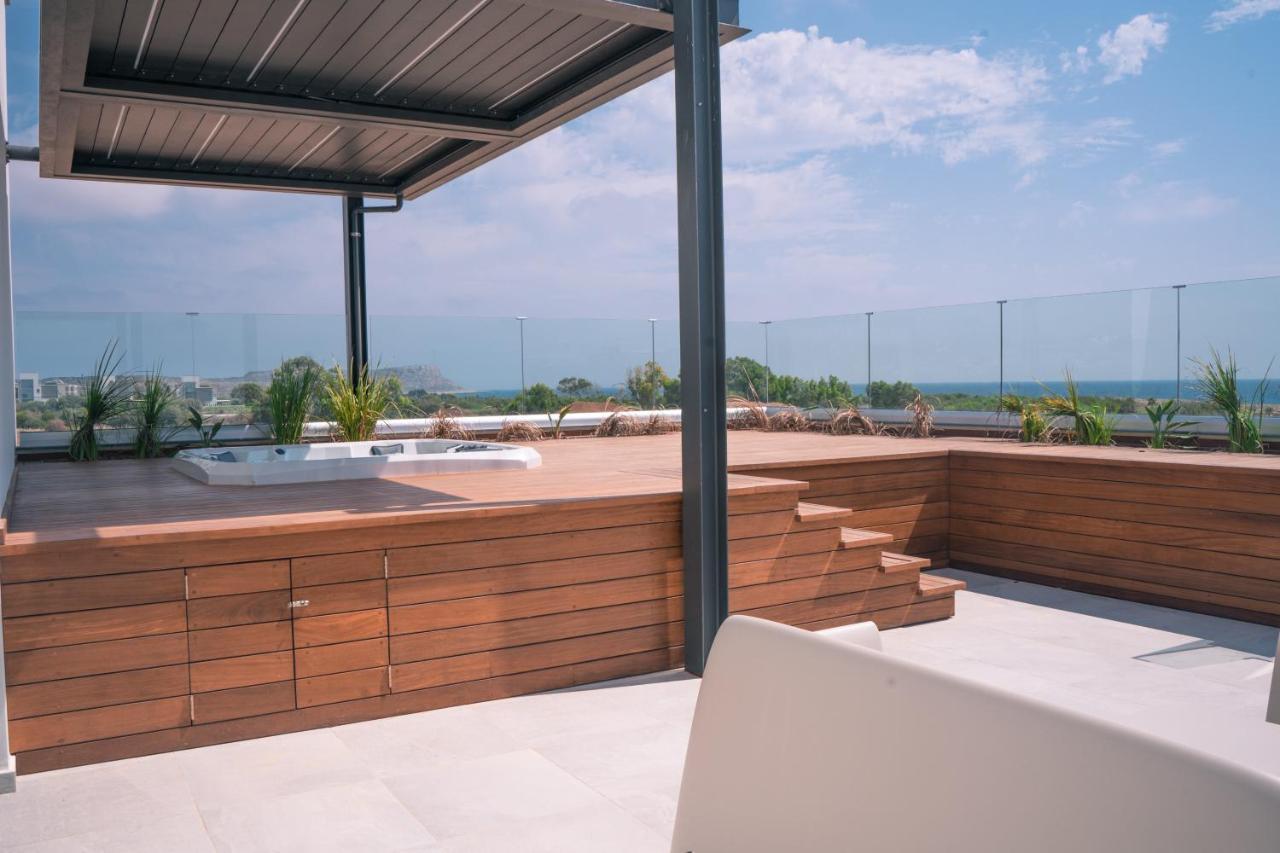 Vivo Mare Beachfront - Vista Villa