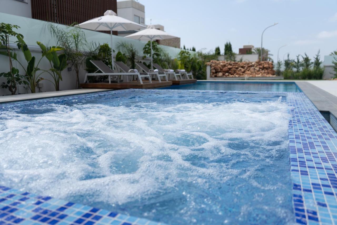 Vivo Mare Beachfront - Vista Villa