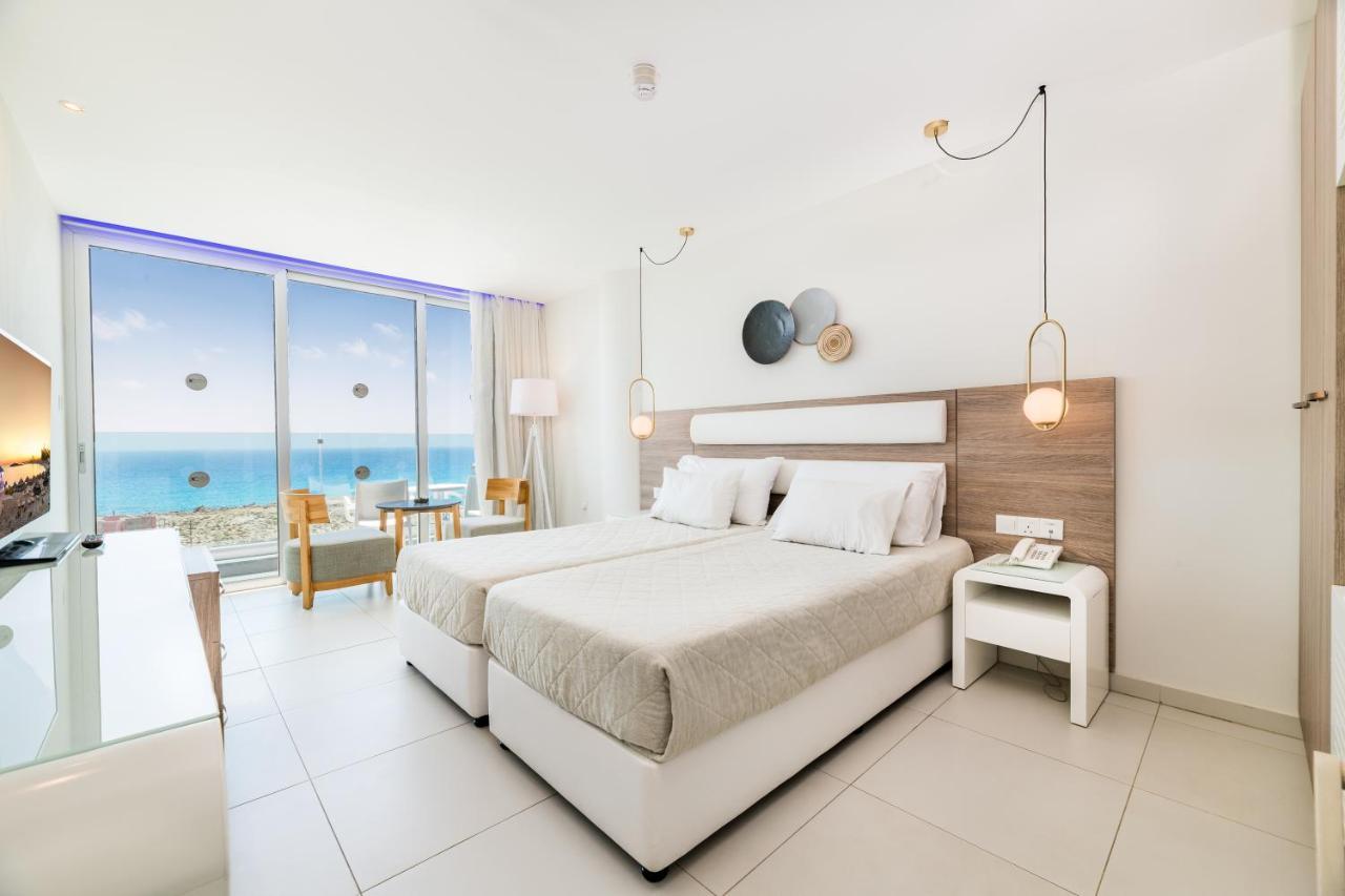 Tasia Maris Sands (adults Only)