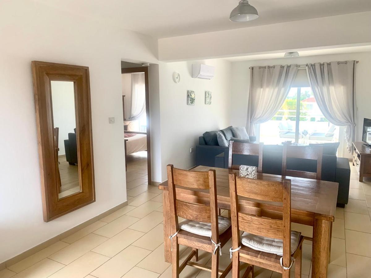 Nissi Sandy Bay C09 Apartment *