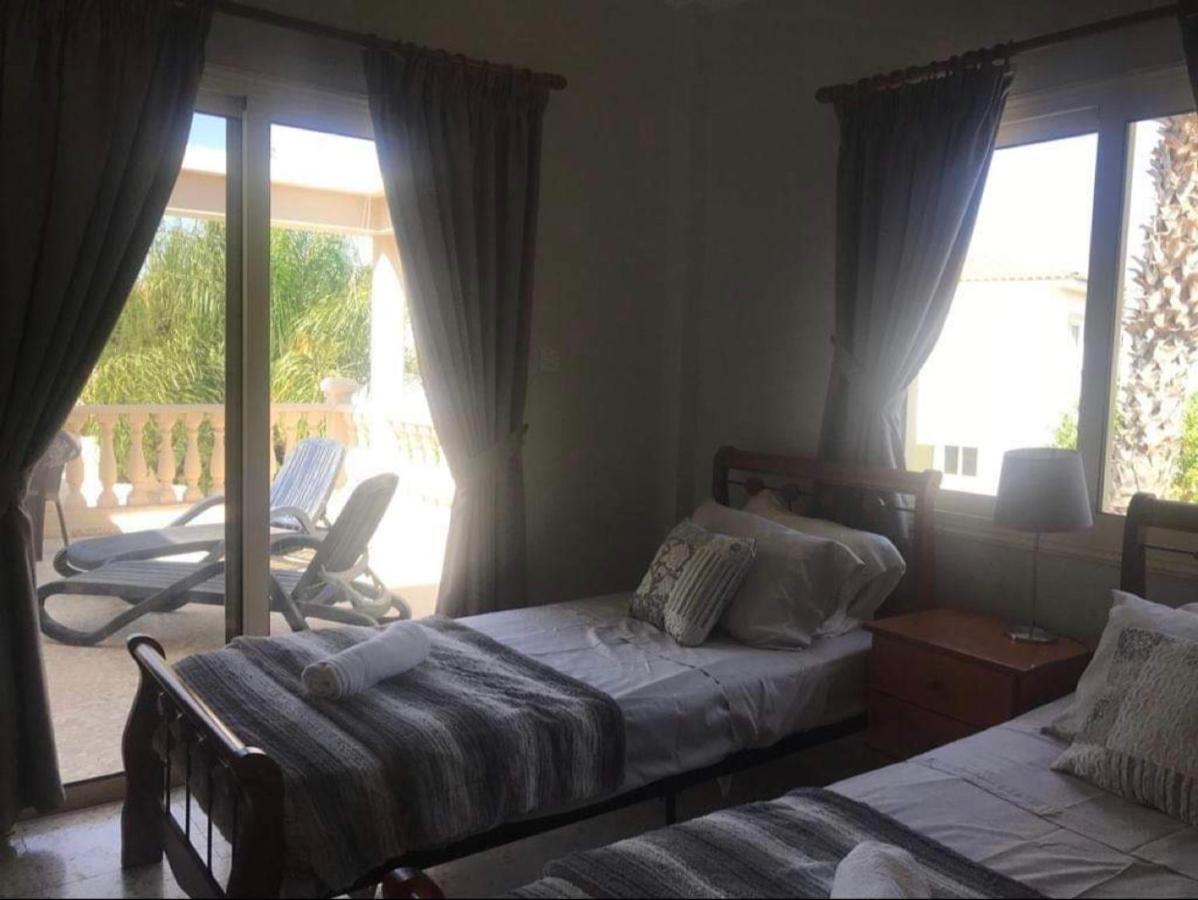 Ponderosa Villa *