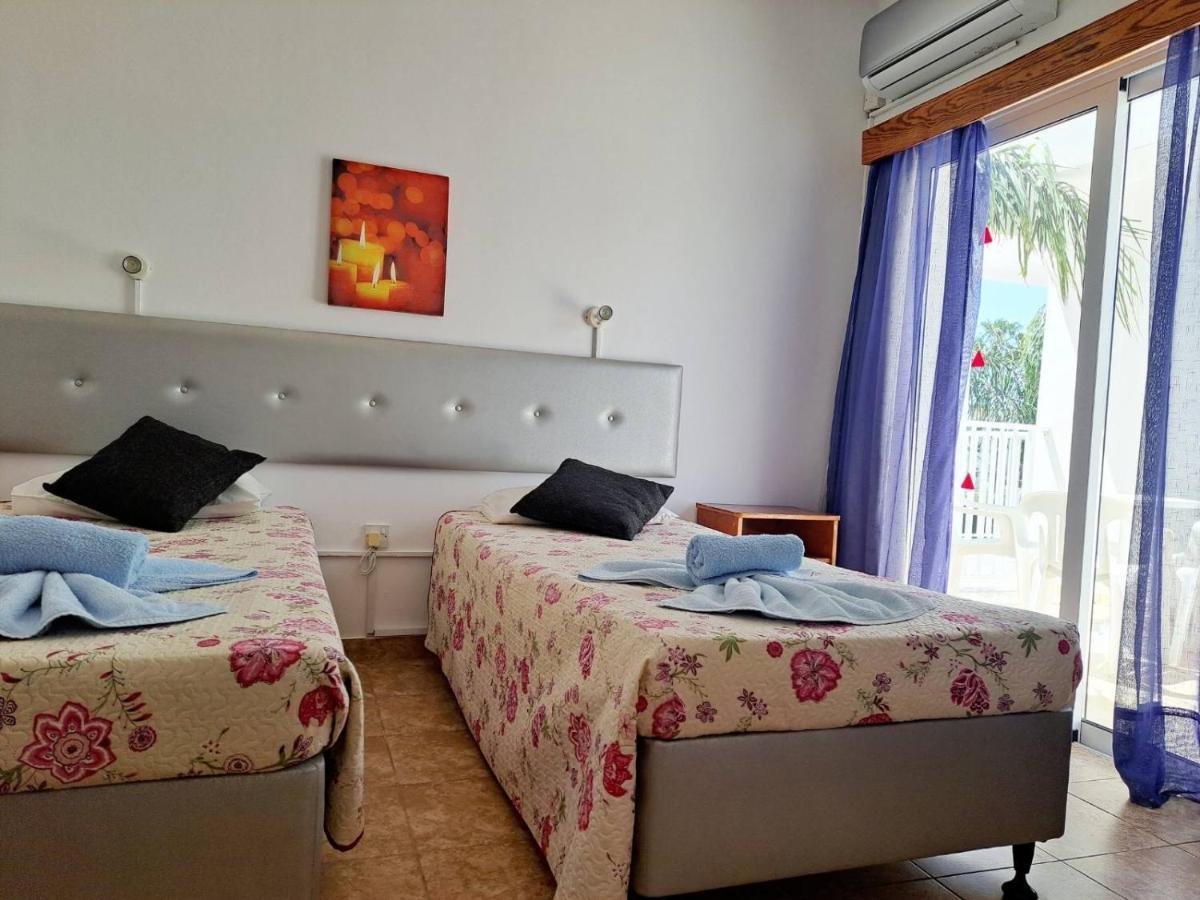 Florence Aparthotel 2*