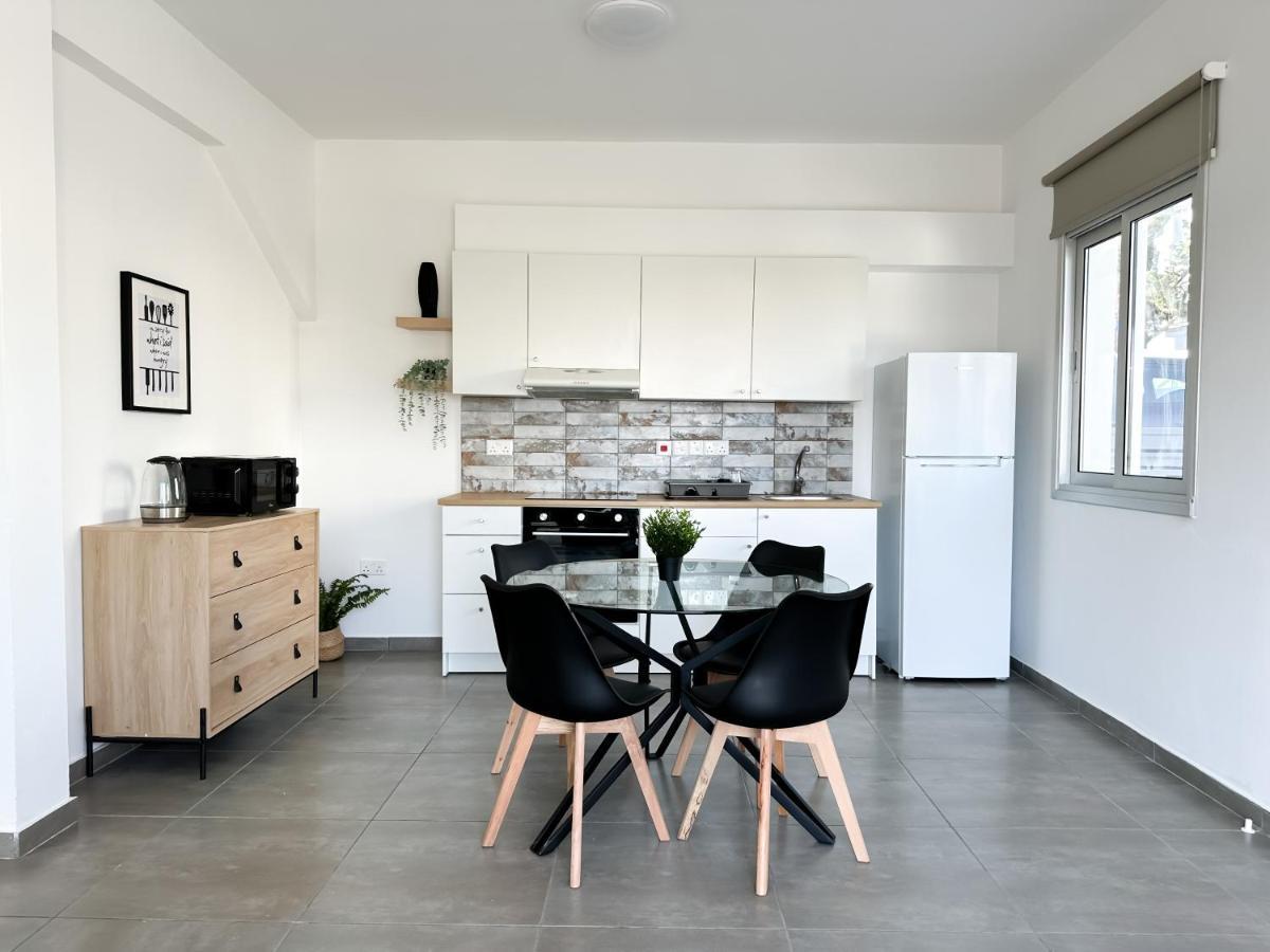 Vacation Mode Apartment