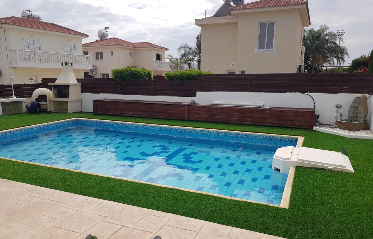 Nissi Luxury Villa *