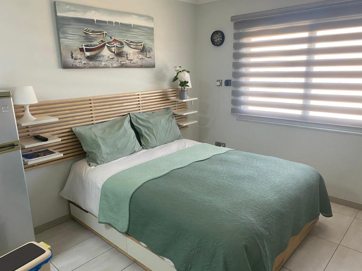 Nissi Breeze Apartment *
