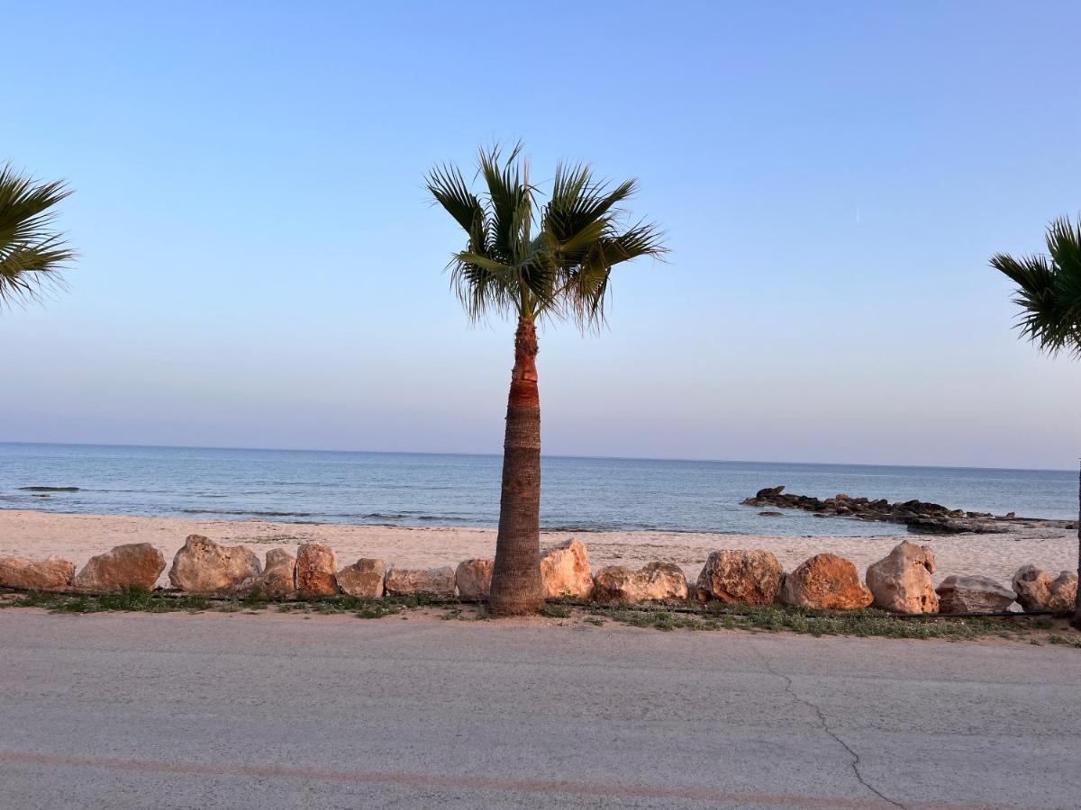 Leo Boutique Beachfront Holiday home Ayia Napa