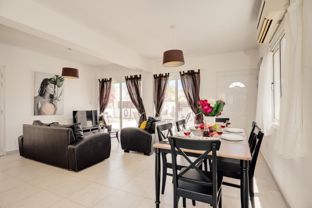 Croeso Villa Ayia Napa