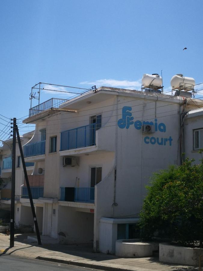 Peter Apartment *