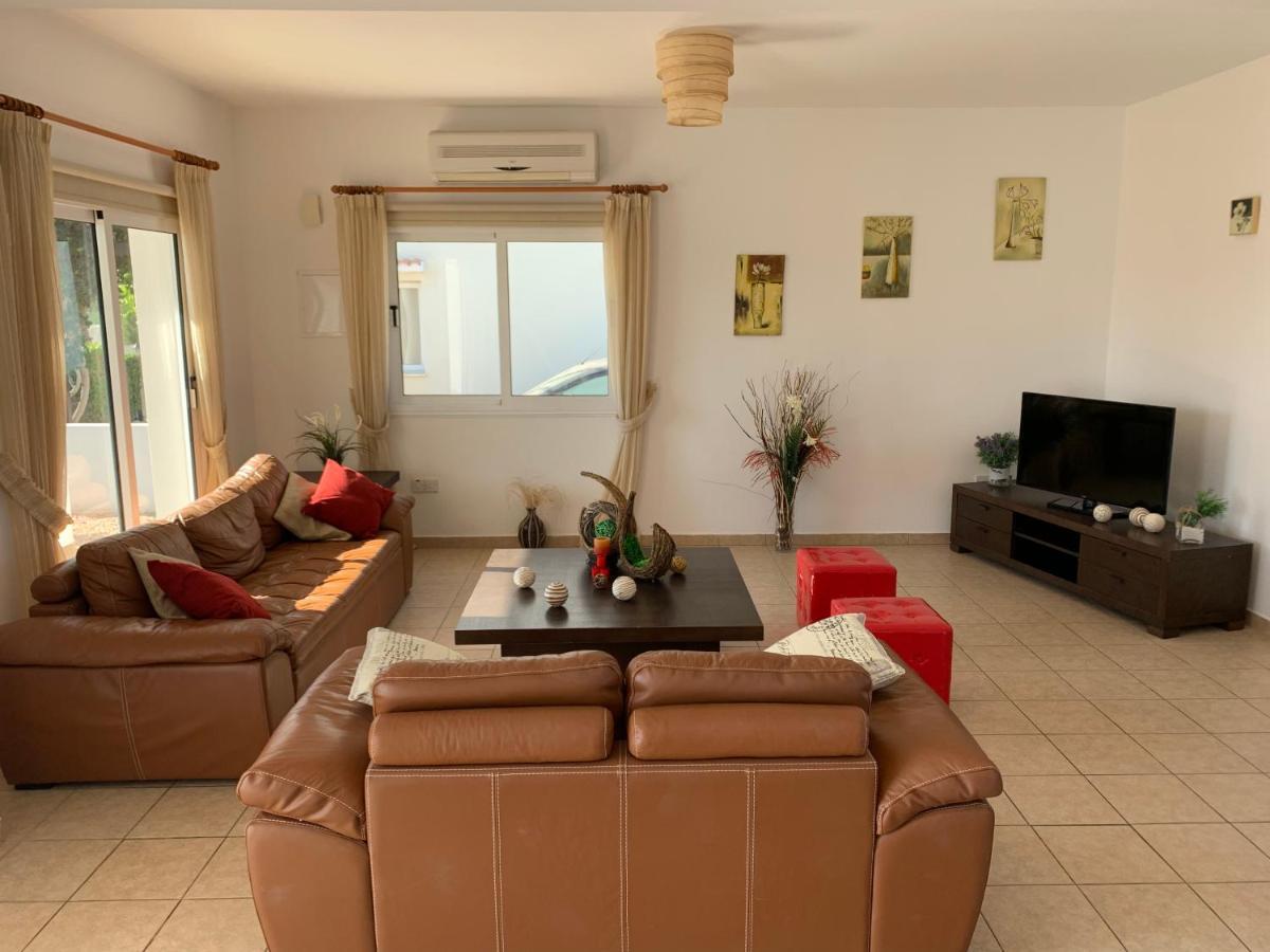 Carilisto Big 4 Bedrooms In Center Of * Ayia Napa