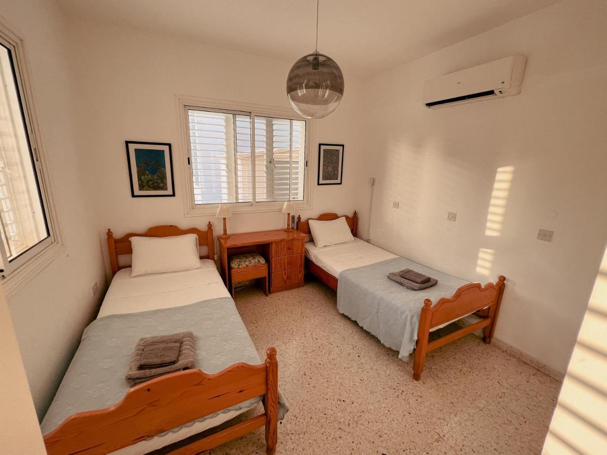 Leo Boutique Beachfront Holiday home